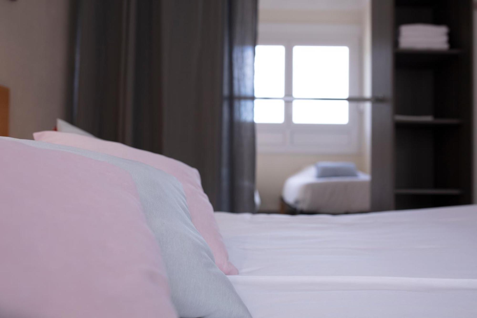 Hotel Les Rocailles 몬타냑 외부 사진